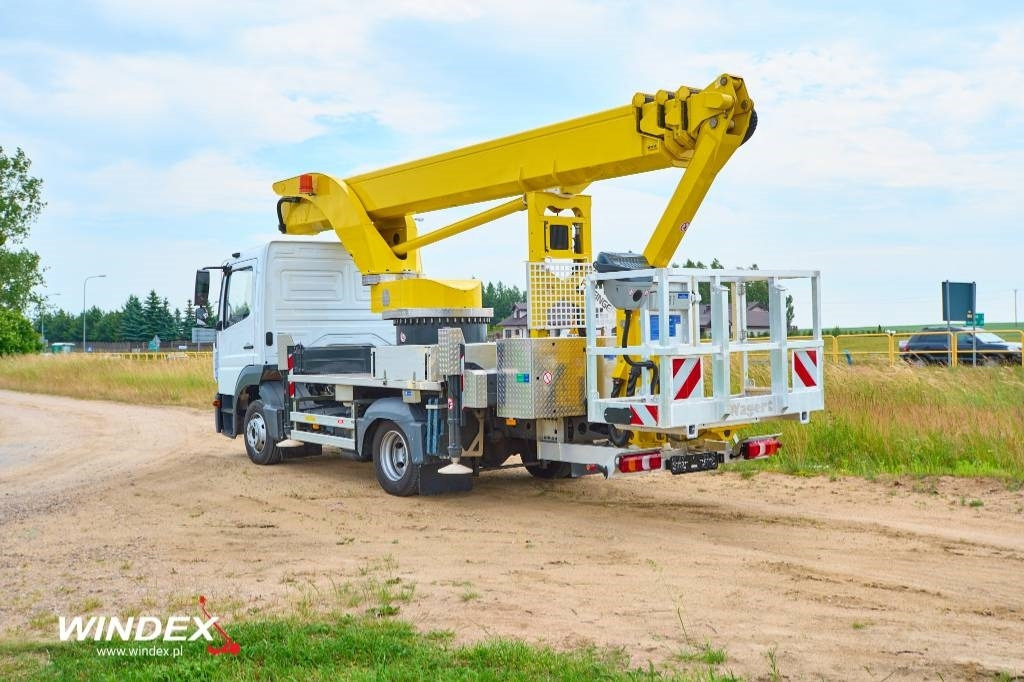 Palfinger P 300 KS - Lastbil med mandskabslift: billede 5 Palfinger P 300 KS - Lastbil med mandskabslift: billede 5