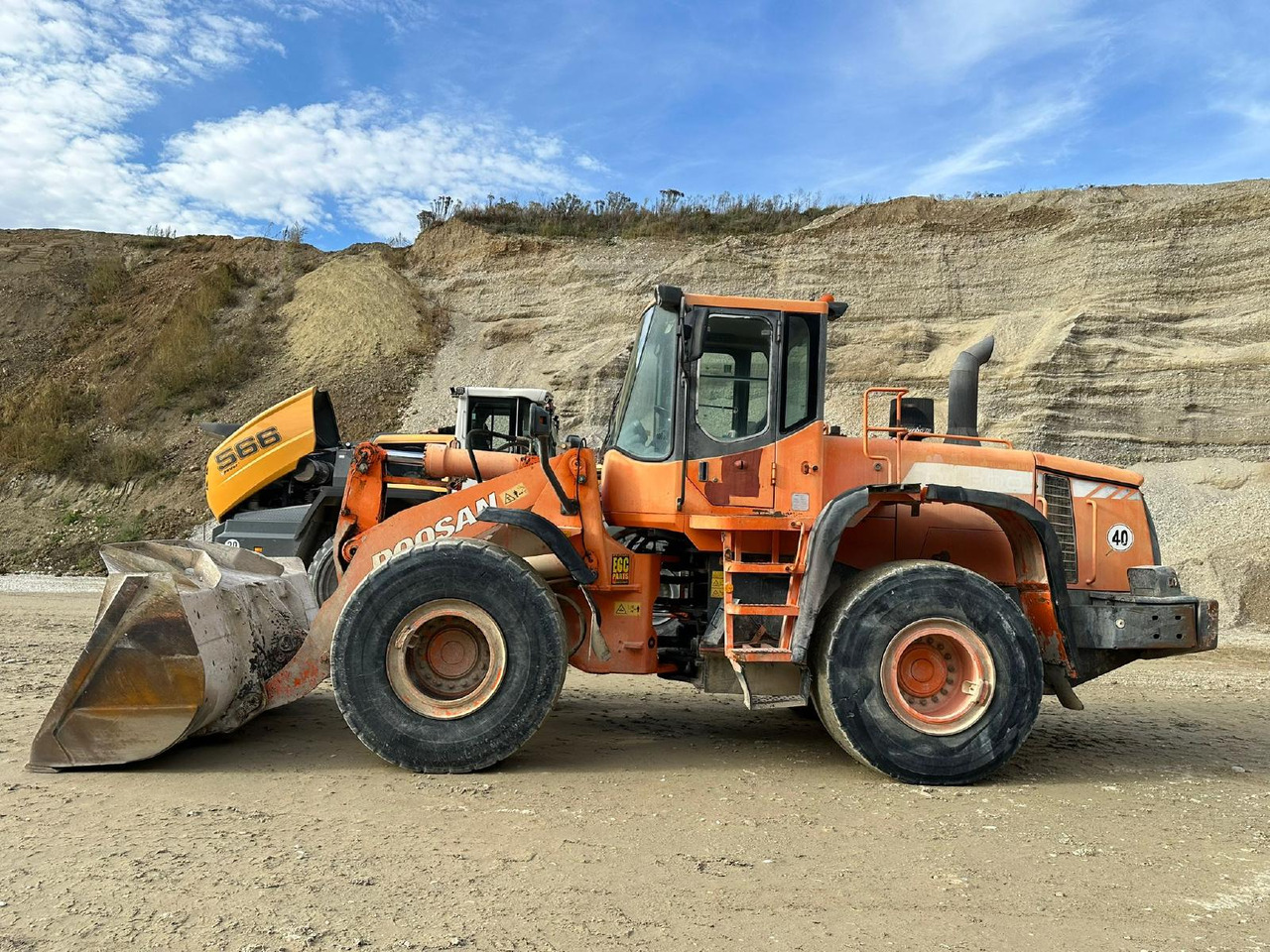 Gummihjulslæsser Doosan DL 300: billede 8