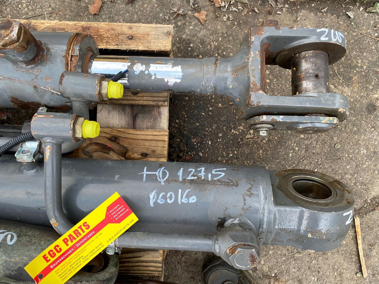 Hitachi ZW 150 - Hydraulisk cylinder for Entreprenørmaskin: billede 2 Hitachi ZW 150 - Hydraulisk cylinder for Entreprenørmaskin: billede 2