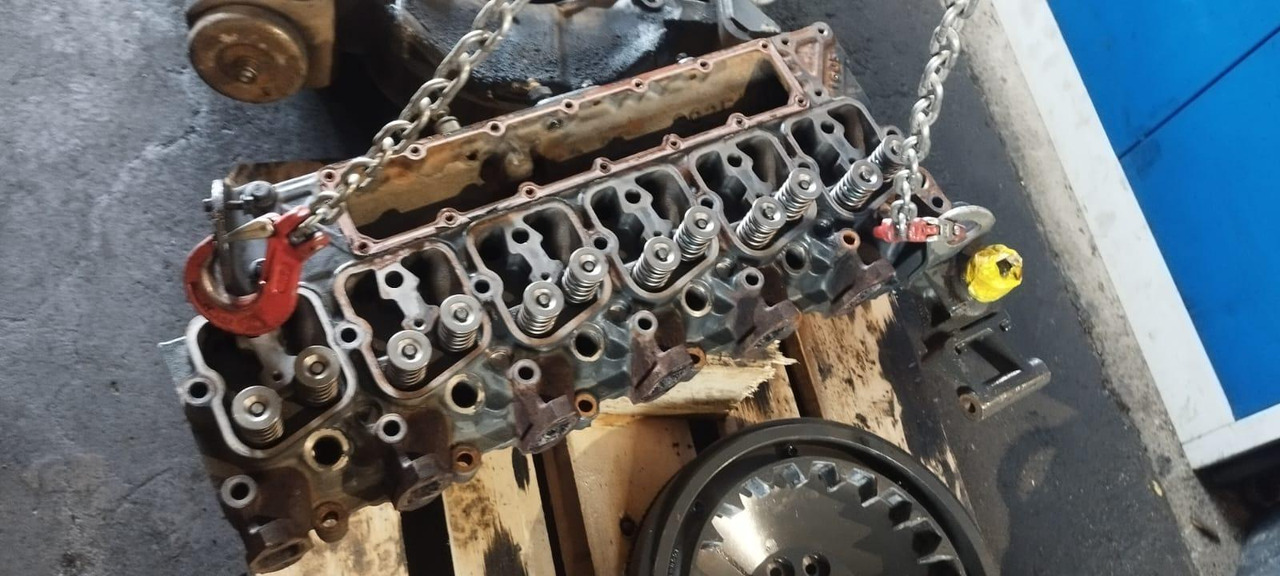 Komatsu SAA6D102E-2 - Motor for Entreprenørmaskin: billede 3 Komatsu SAA6D102E-2 - Motor for Entreprenørmaskin: billede 3