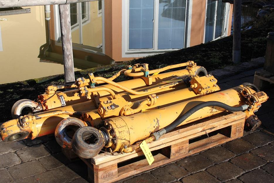 Liebherr A 902 LIT - Hydraulisk cylinder for Entreprenørmaskin: billede 3 Liebherr A 902 LIT - Hydraulisk cylinder for Entreprenørmaskin: billede 3