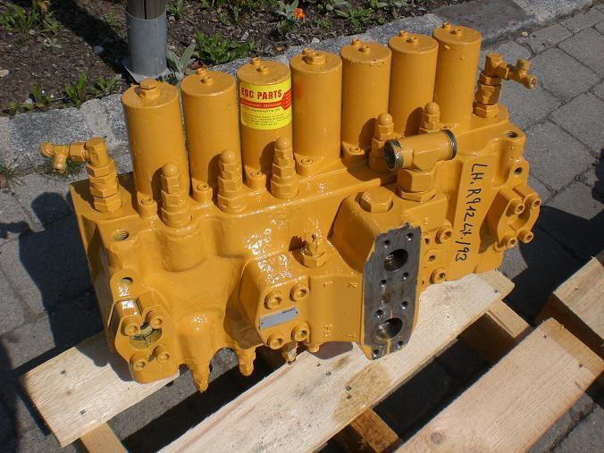 Liebherr A 902 Litronik - Hydraulisk ventil for Entreprenørmaskin: billede 4 Liebherr A 902 Litronik - Hydraulisk ventil for Entreprenørmaskin: billede 4