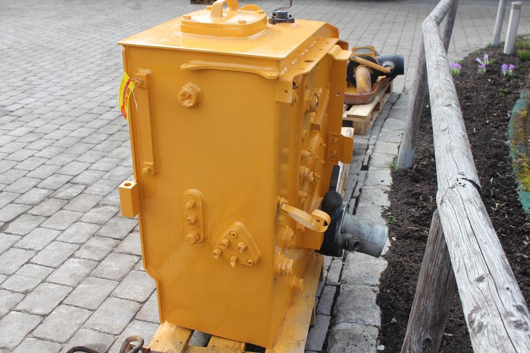 Liebherr A 904 C LIT - Brændstoftank for Entreprenørmaskin: billede 5 Liebherr A 904 C LIT - Brændstoftank for Entreprenørmaskin: billede 5