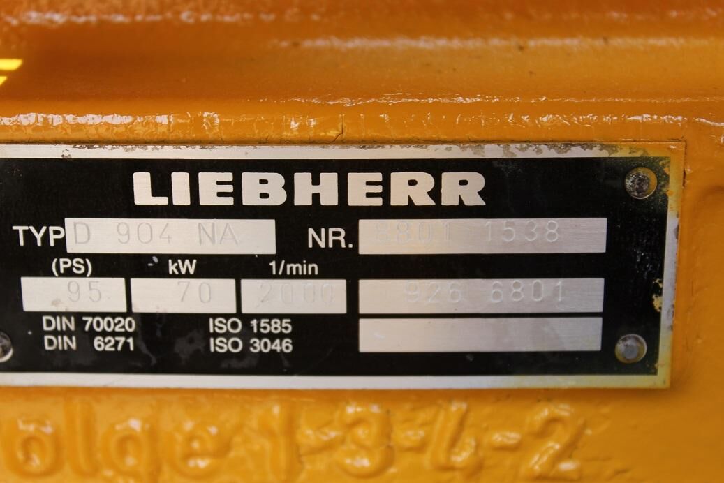 Liebherr D 904 NA aus LH A912 - Motor for Entreprenørmaskin: billede 4 Liebherr D 904 NA aus LH A912 - Motor for Entreprenørmaskin: billede 4