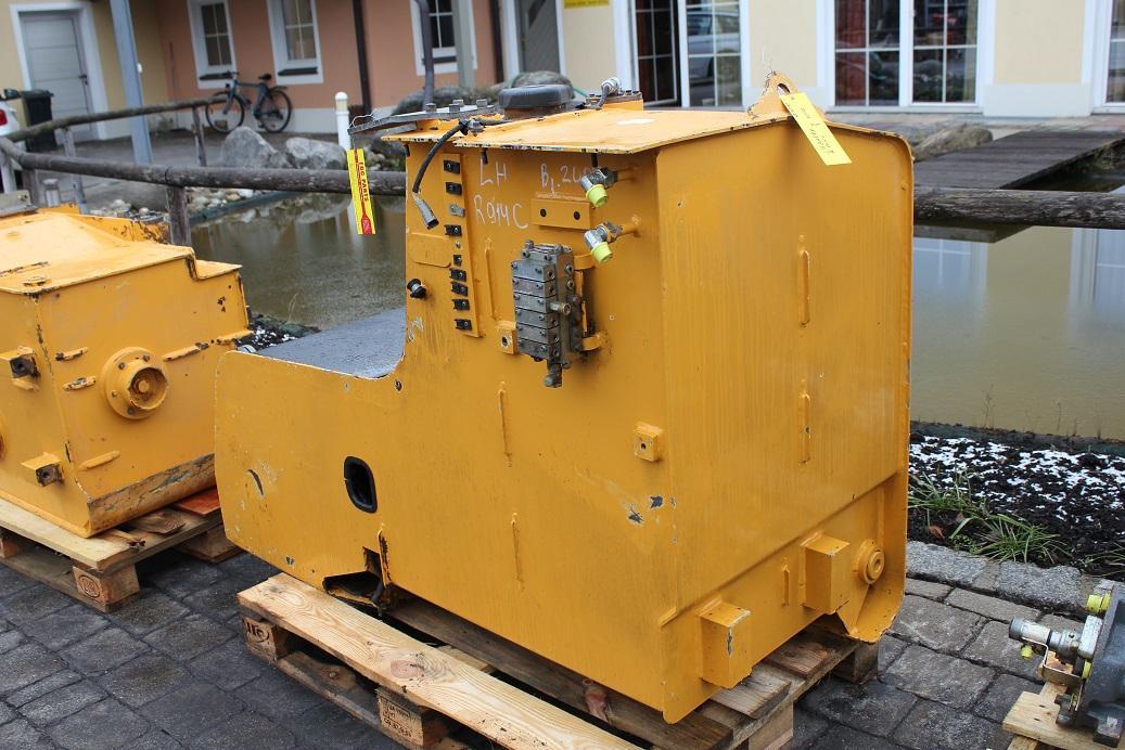 Liebherr R 914 C - Hydraulisk tank for Bæltegravemaskine: billede 5 Liebherr R 914 C - Hydraulisk tank for Bæltegravemaskine: billede 5