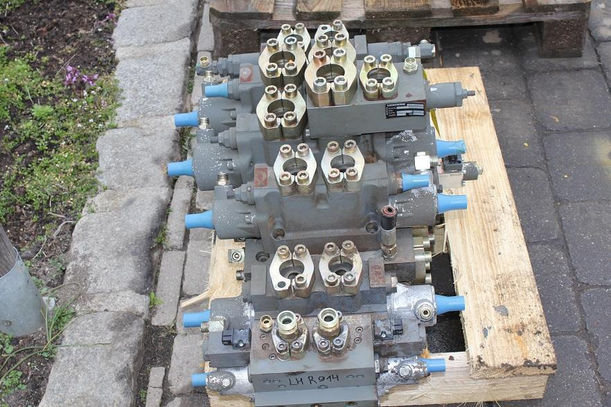 Liebherr R 914 - Hydraulisk ventil for Entreprenørmaskin: billede 2 Liebherr R 914 - Hydraulisk ventil for Entreprenørmaskin: billede 2