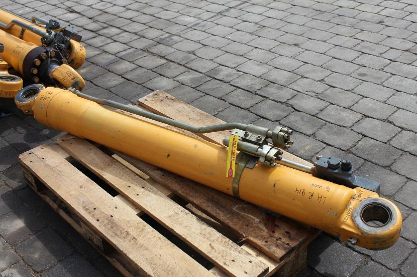Liebherr R 914 - Hydraulisk cylinder for Entreprenørmaskin: billede 4 Liebherr R 914 - Hydraulisk cylinder for Entreprenørmaskin: billede 4