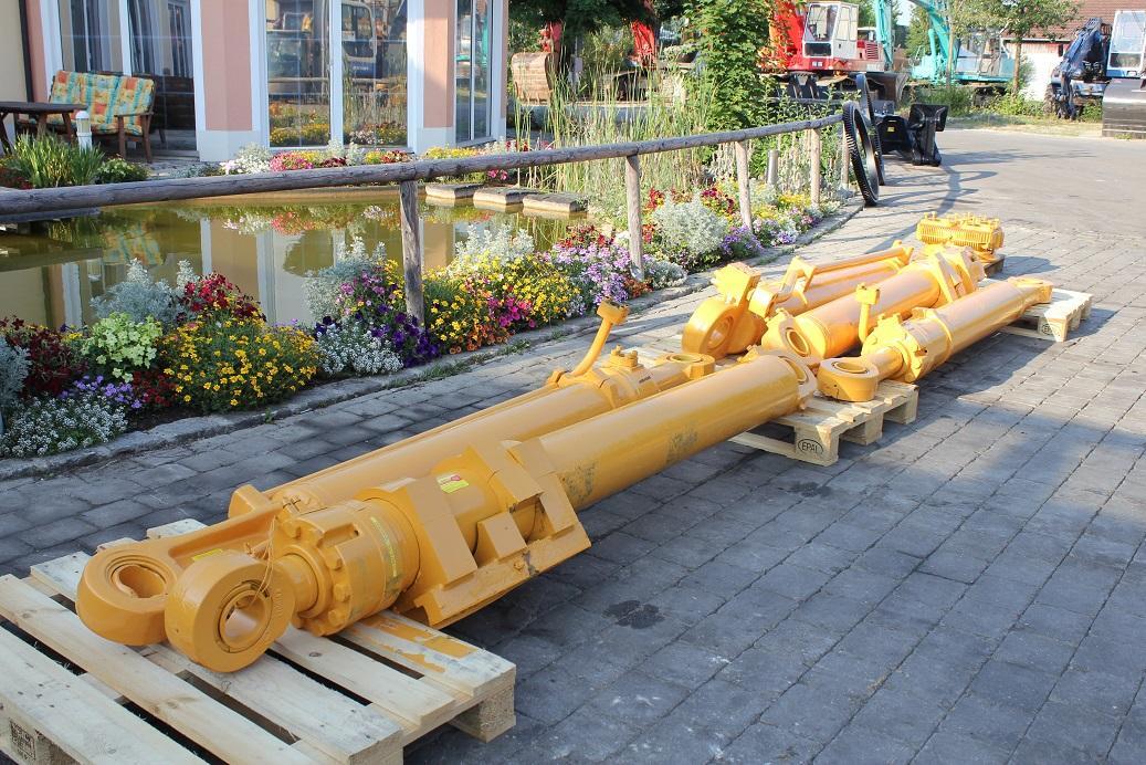 Hydraulisk cylinder for Entreprenørmaskin Liebherr R 974 LIT: billede 6