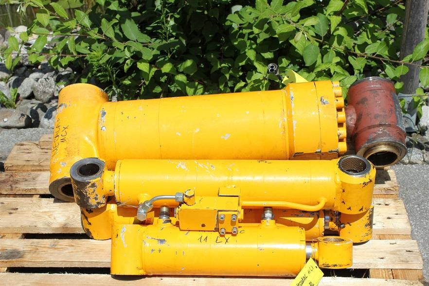 Mecalac 11CX - Hydraulisk cylinder for Entreprenørmaskin: billede 3 Mecalac 11CX - Hydraulisk cylinder for Entreprenørmaskin: billede 3
