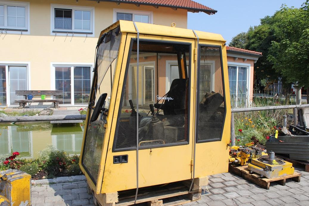 Sennebogen SR 26 - Førerhus for Entreprenørmaskin: billede 1 Sennebogen SR 26 - Førerhus for Entreprenørmaskin: billede 1