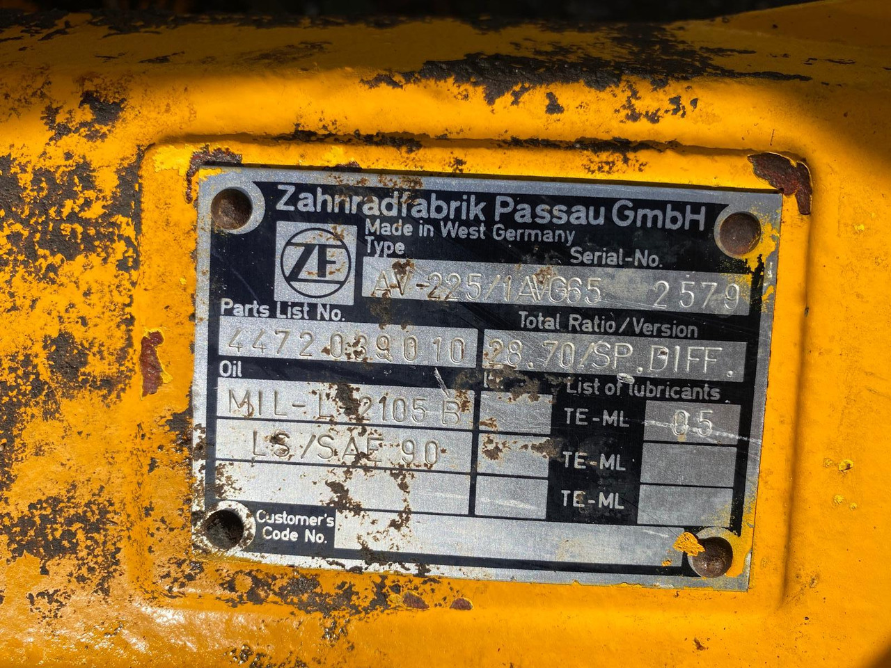 Zettelmeyer ZL 601 B ZF AV 225 - Aksel og reservedele for Entreprenørmaskin: billede 4 Zettelmeyer ZL 601 B ZF AV 225 - Aksel og reservedele for Entreprenørmaskin: billede 4