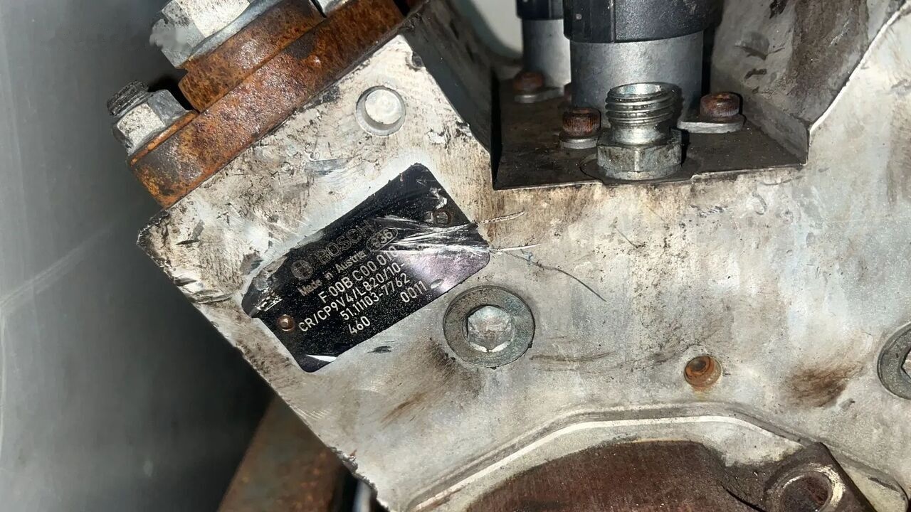 Bosch Pompa Wysokiego Ciśnienia MAN "V" MAN 51.11103-7762 F00BC0 51.11103-7762   truck - Brændstofpumpe for Lastbil: billede 2 Bosch Pompa Wysokiego Ciśnienia MAN "V" MAN 51.11103-7762 F00BC0 51.11103-7762   truck - Brændstofpumpe for Lastbil: billede 2