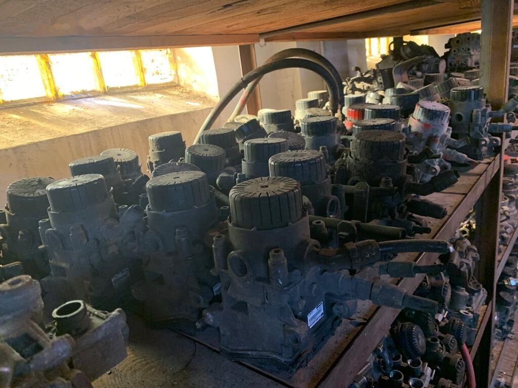 Knorr-Bremse Pojedynczy Scania R 124 Hurt modulatorów EBS zawór pojedynczy przód truck - Bremseventil for Lastbil: billede 1 Knorr-Bremse Pojedynczy Scania R 124 Hurt modulatorów EBS zawór pojedynczy przód truck - Bremseventil for Lastbil: billede 1