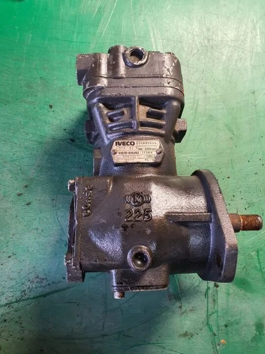 Kompresor Powietrza, Sprężarka Iveco Stralis Eurocargo LK3840 , LK3840 - Kompressor for Lastbil: billede 1 Kompresor Powietrza, Sprężarka Iveco Stralis Eurocargo LK3840 , LK3840 - Kompressor for Lastbil: billede 1