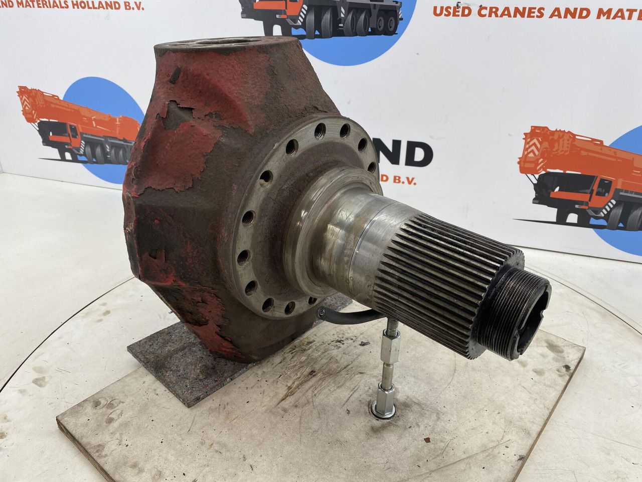 Gottwald AMK Steering knuckle 16 holes - Styrespindel for Mobilkran: billede 3 Gottwald AMK Steering knuckle 16 holes - Styrespindel for Mobilkran: billede 3