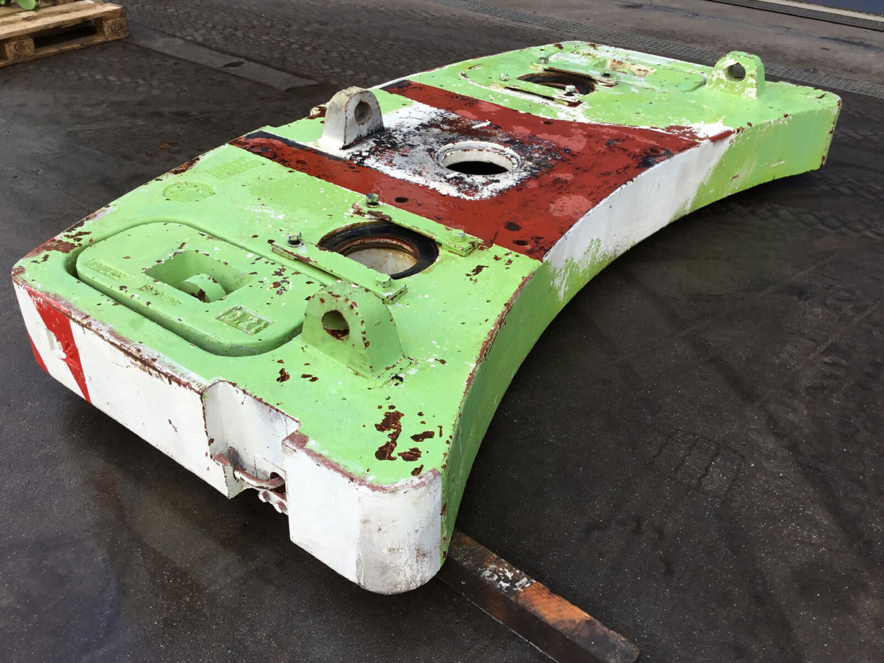 Krupp KMK 3045 counterweight 3,4 + 0,2 + 0,2 ton - Vægtklods for Mobilkran: billede 3 Krupp KMK 3045 counterweight 3,4 + 0,2 + 0,2 ton - Vægtklods for Mobilkran: billede 3