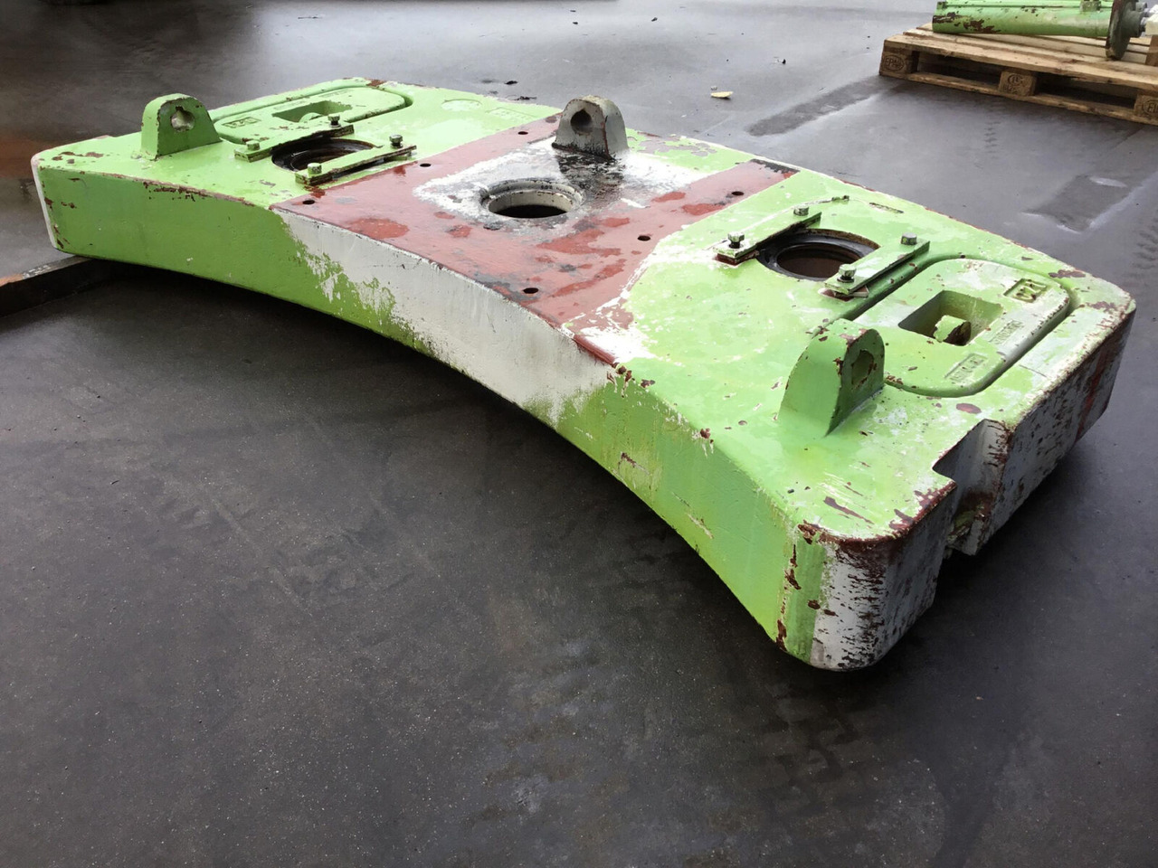 Krupp KMK 3045 counterweight 3,4 + 0,2 + 0,2 ton - Vægtklods for Mobilkran: billede 4 Krupp KMK 3045 counterweight 3,4 + 0,2 + 0,2 ton - Vægtklods for Mobilkran: billede 4