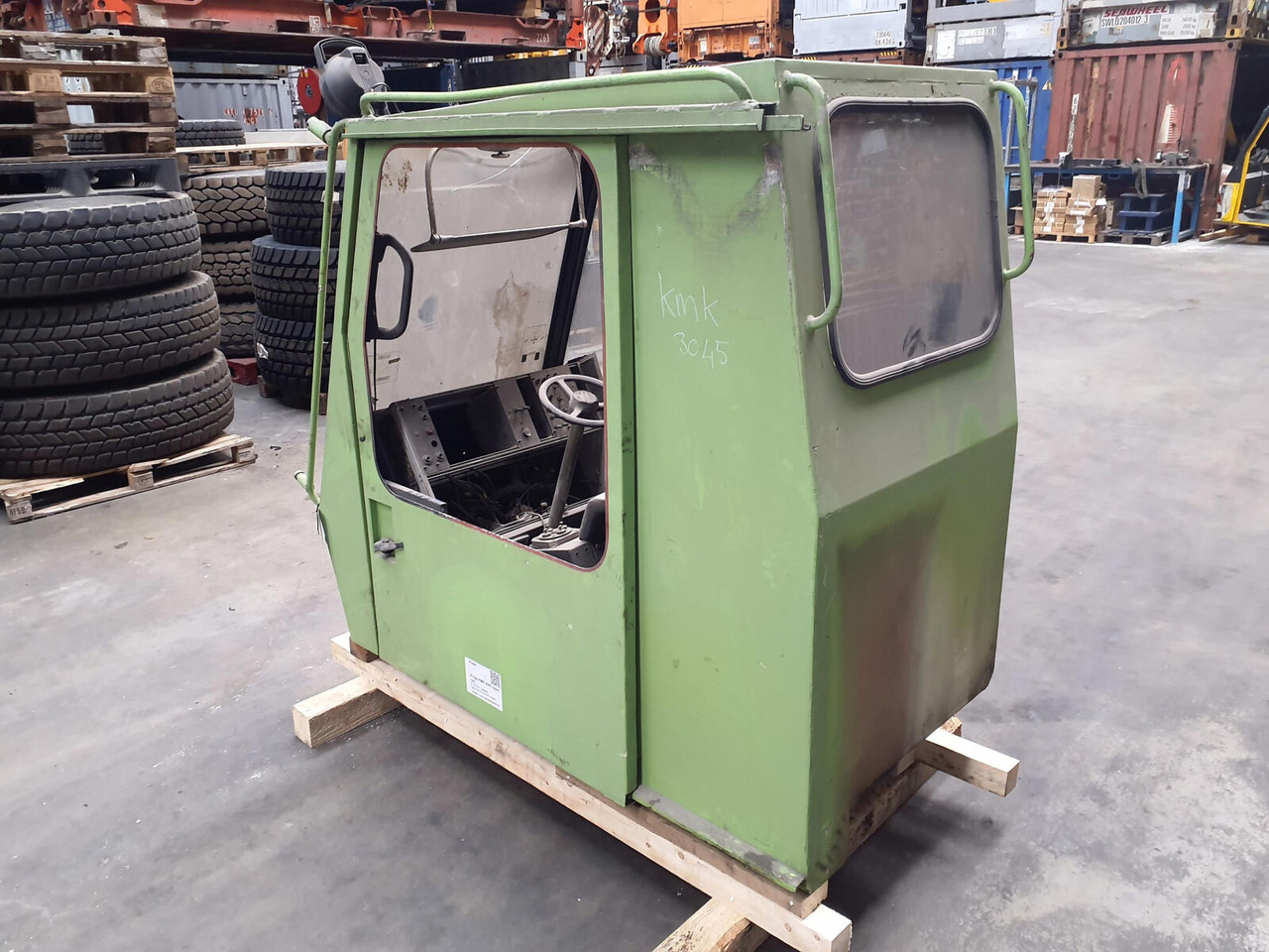 Krupp KMK 3045 upper cabin - Førerhus for Mobilkran: billede 4 Krupp KMK 3045 upper cabin - Førerhus for Mobilkran: billede 4
