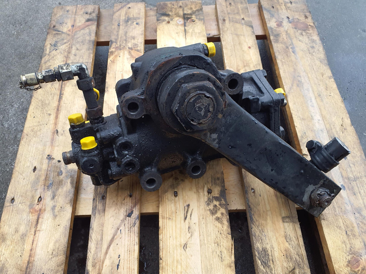 Liebherr LTM 1060-2 steering gear - Styrehus for Mobilkran: billede 4 Liebherr LTM 1060-2 steering gear - Styrehus for Mobilkran: billede 4