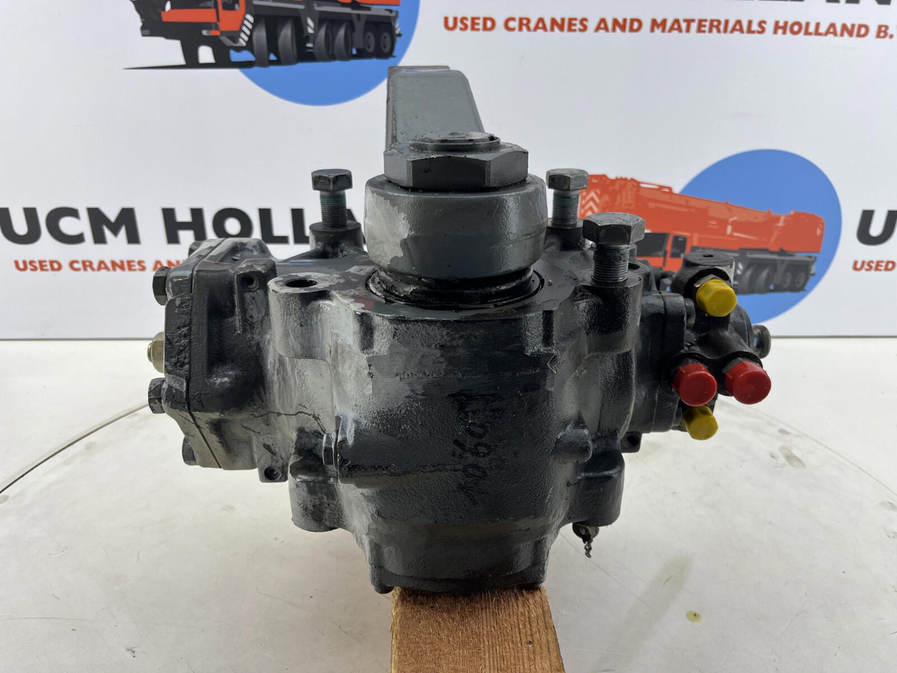 Liebherr LTM 1060-3 steering box - Styrehus for Kran: billede 2 Liebherr LTM 1060-3 steering box - Styrehus for Kran: billede 2