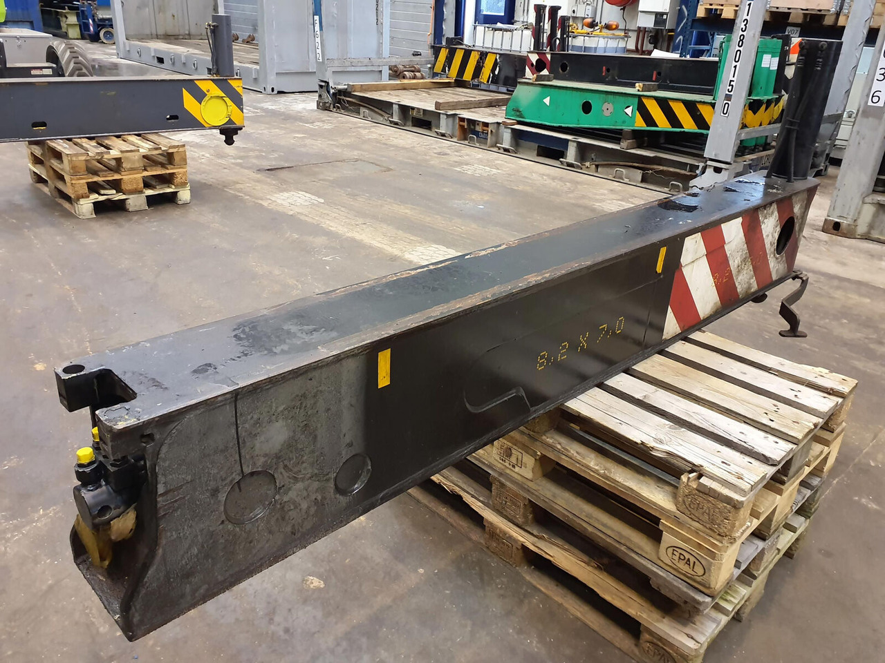 Liebherr LTM 1080-1 sliding beam complete front - Affjedring for Kran: billede 3 Liebherr LTM 1080-1 sliding beam complete front - Affjedring for Kran: billede 3