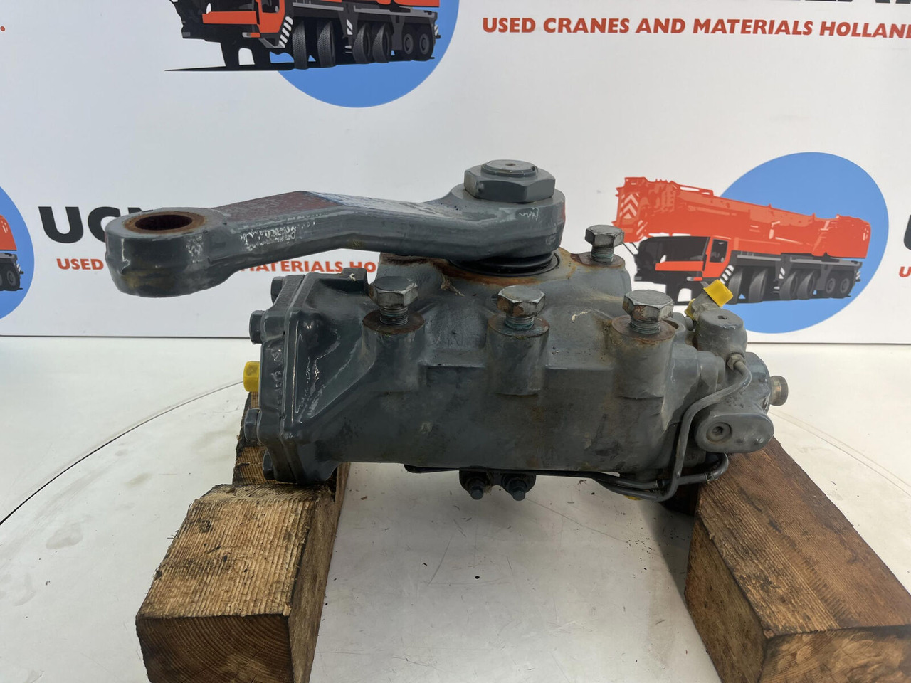 Liebherr LTM 1130-5.1 steering box - Styrehus for Mobilkran: billede 3 Liebherr LTM 1130-5.1 steering box - Styrehus for Mobilkran: billede 3