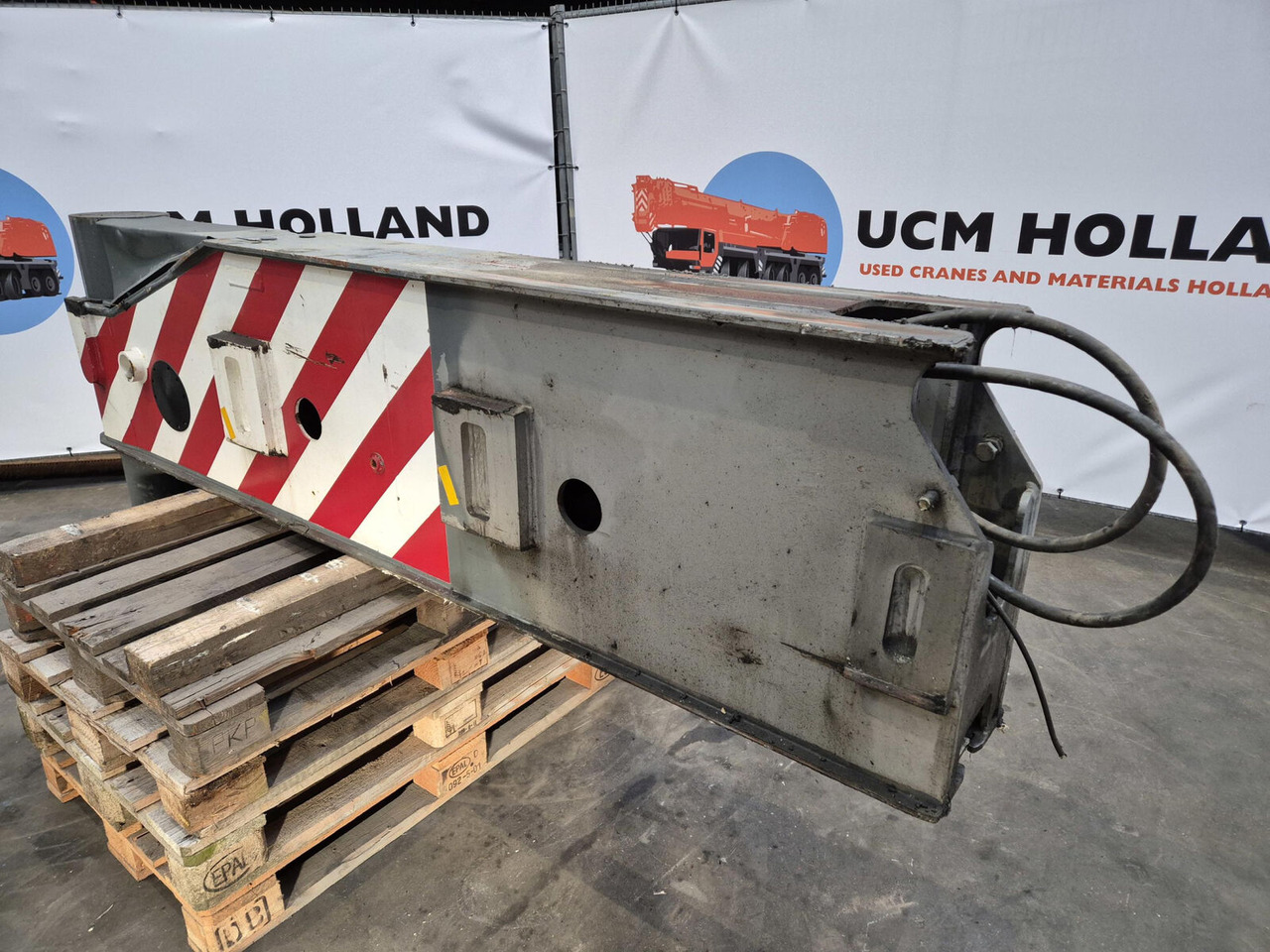 Liebherr LTM 1250-6.1 outriggerbeam rear with support cylinder - Affjedring for Kran: billede 4 Liebherr LTM 1250-6.1 outriggerbeam rear with support cylinder - Affjedring for Kran: billede 4