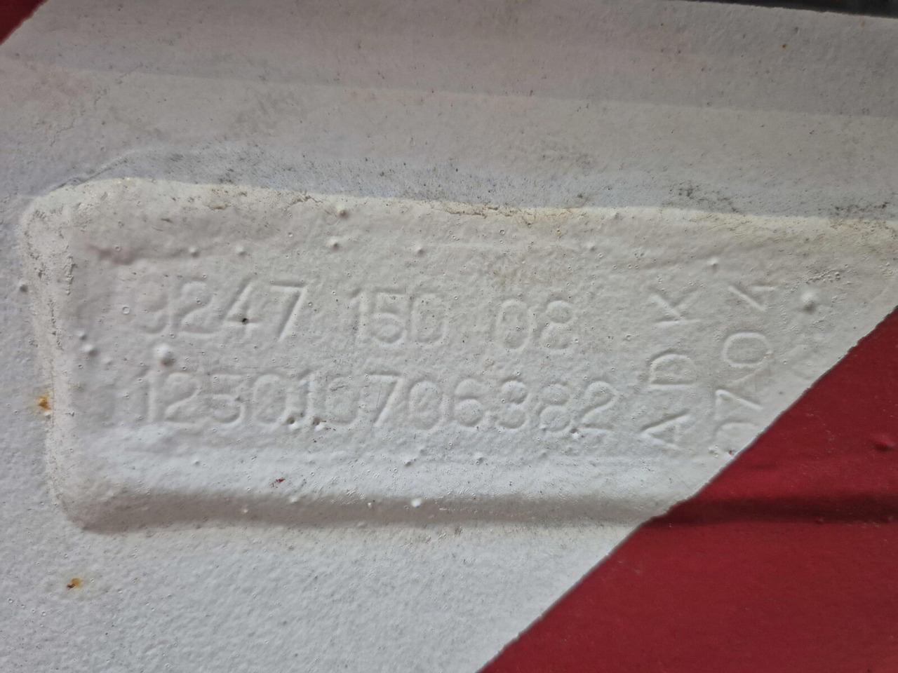 Liebherr LTM 1250-6.1 outriggerbeam rear with support cylinder - Affjedring for Kran: billede 5 Liebherr LTM 1250-6.1 outriggerbeam rear with support cylinder - Affjedring for Kran: billede 5