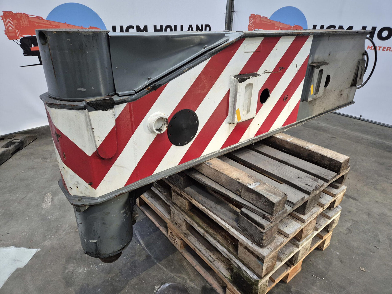 Liebherr LTM 1250-6.1 outriggerbeam rear with support cylinder - Affjedring for Kran: billede 2 Liebherr LTM 1250-6.1 outriggerbeam rear with support cylinder - Affjedring for Kran: billede 2