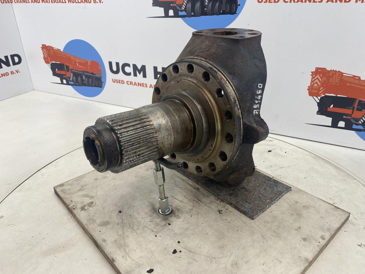 PPM 280 ATT Steering knuckle 16 holes axle 1 - Styrespindel for Kran: billede 1 PPM 280 ATT Steering knuckle 16 holes axle 1 - Styrespindel for Kran: billede 1