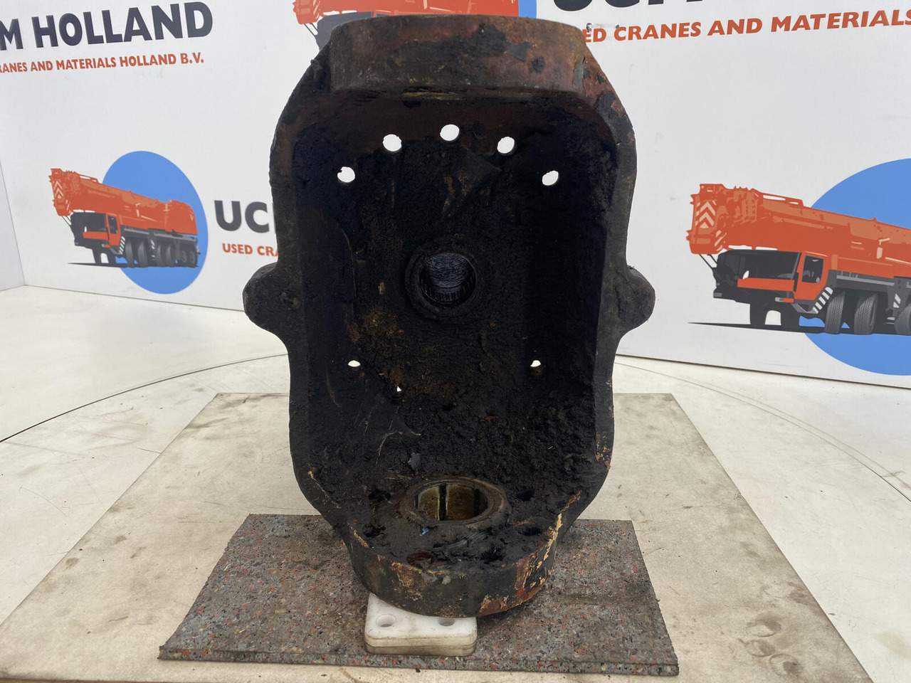 PPM 280 ATT Steering knuckle 16 holes axle 2 - Styrespindel for Kran: billede 5 PPM 280 ATT Steering knuckle 16 holes axle 2 - Styrespindel for Kran: billede 5