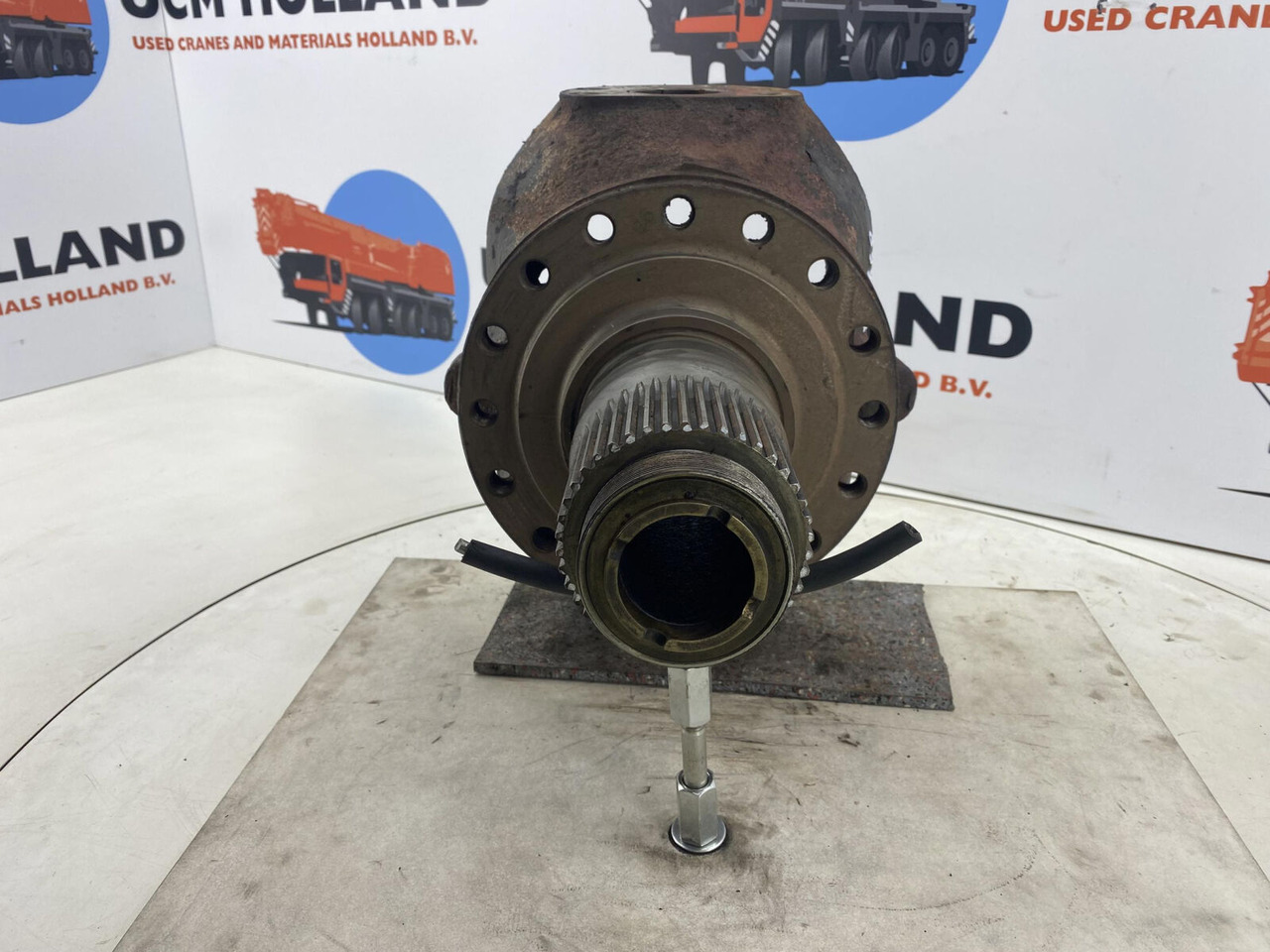 PPM 280 ATT Steering knuckle 16 holes axle 2 - Styrespindel for Kran: billede 2 PPM 280 ATT Steering knuckle 16 holes axle 2 - Styrespindel for Kran: billede 2