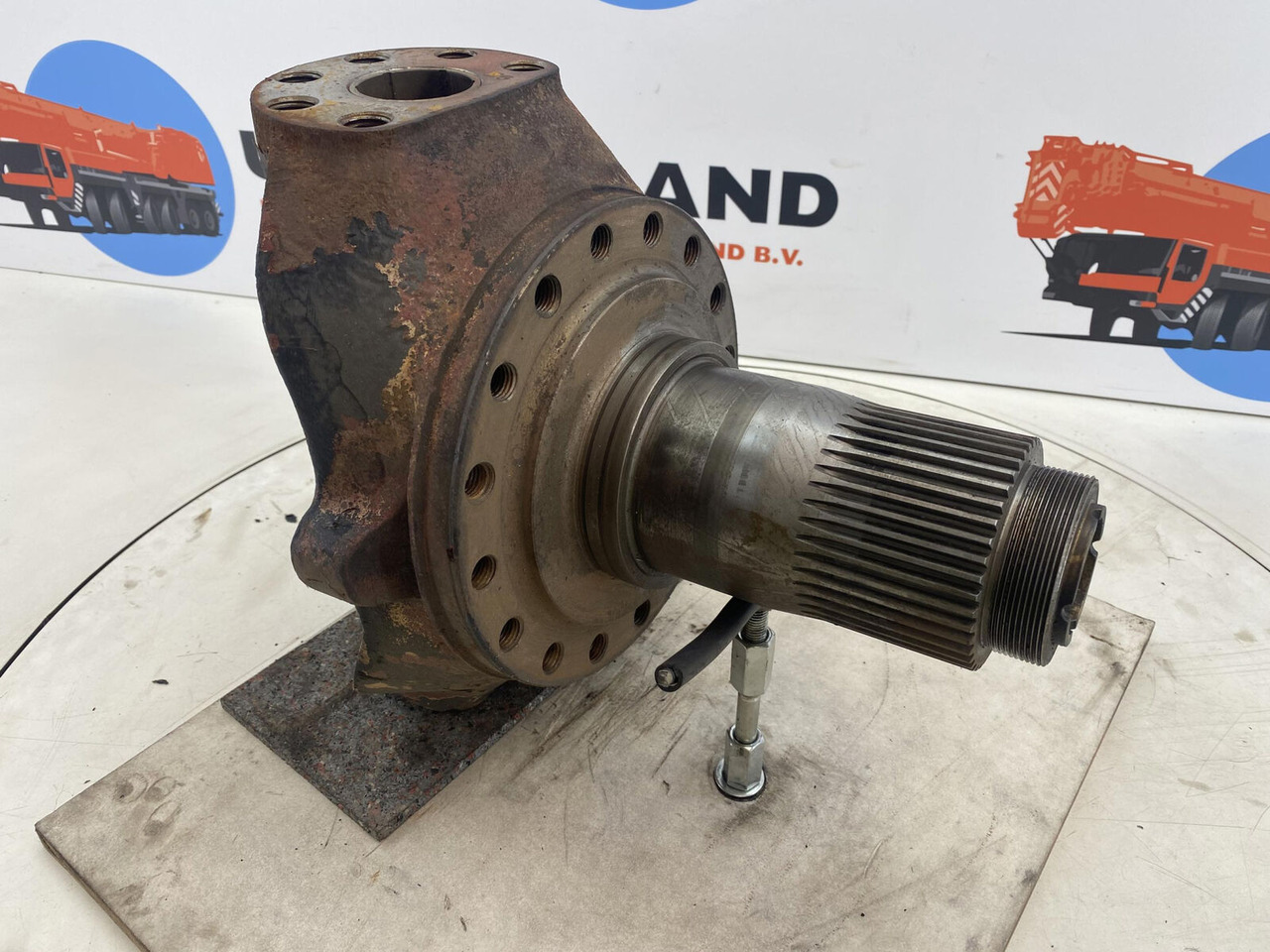 PPM 280 ATT Steering knuckle 16 holes axle 2 - Styrespindel for Kran: billede 3 PPM 280 ATT Steering knuckle 16 holes axle 2 - Styrespindel for Kran: billede 3