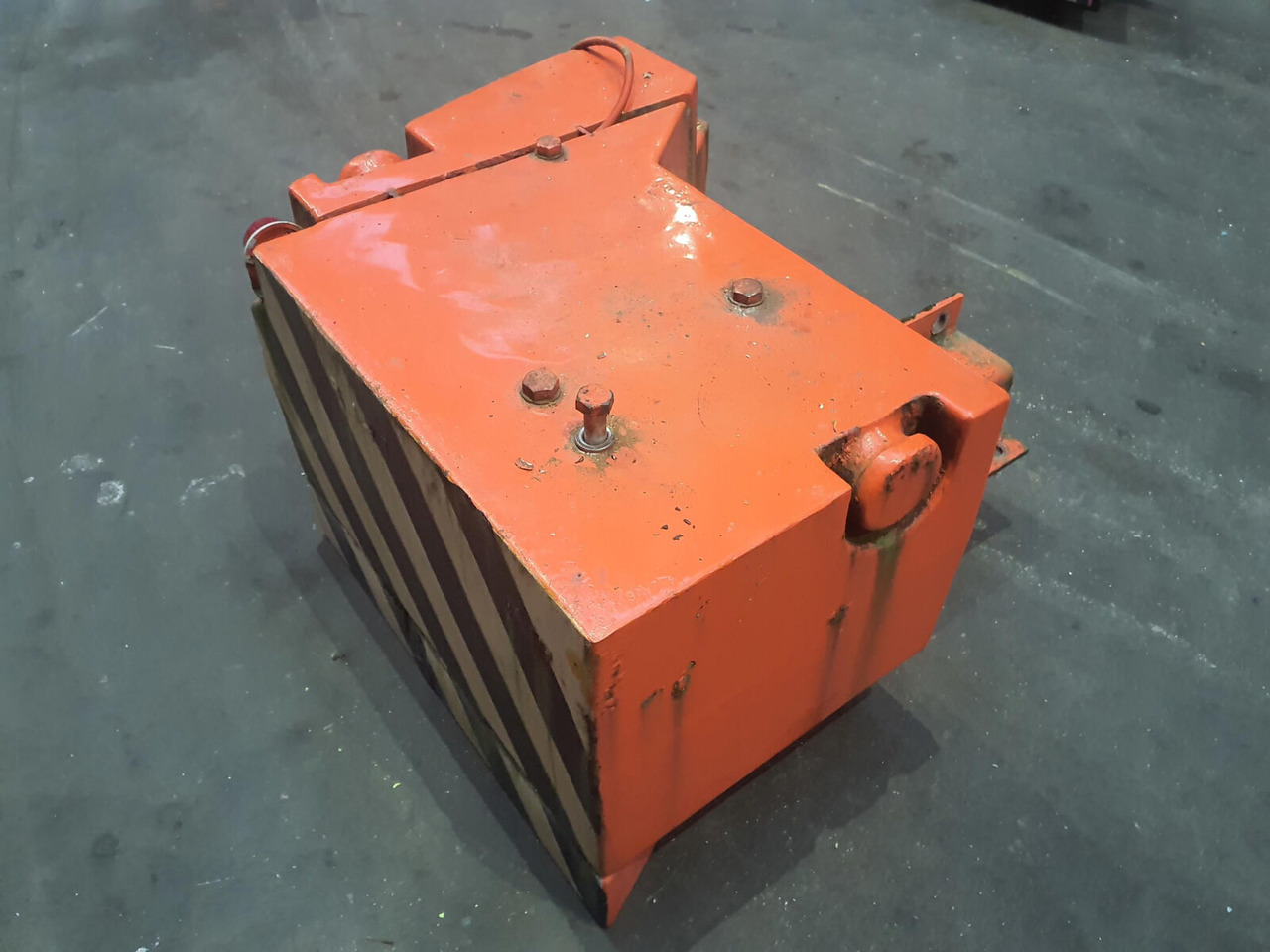 Terex AC 155 counterweight 1.2t + 0,3t right - Vægtklods for Mobilkran: billede 4 Terex AC 155 counterweight 1.2t + 0,3t right - Vægtklods for Mobilkran: billede 4