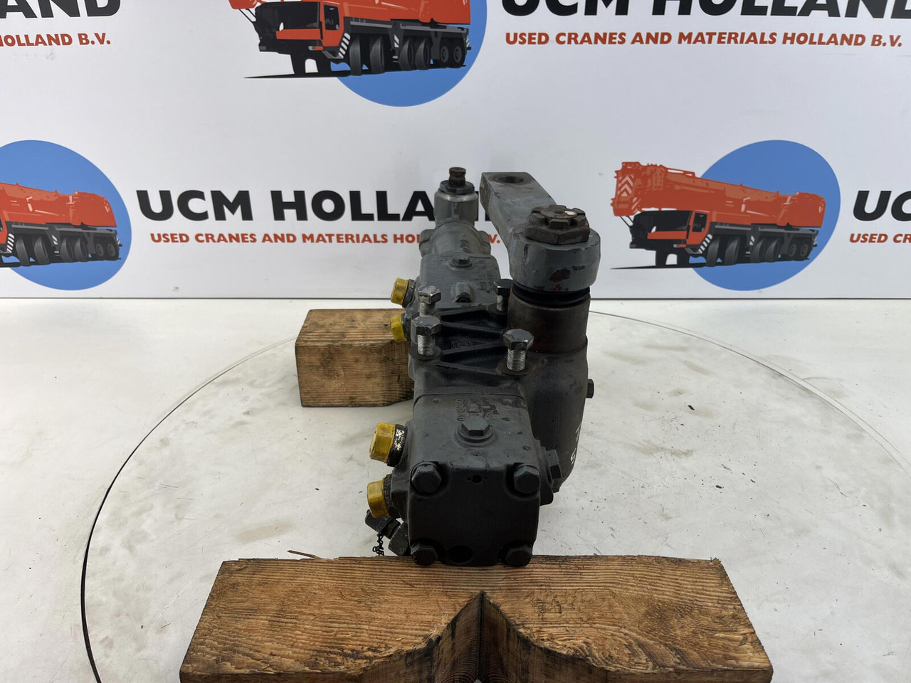 ZF LTM 1050-1 steering box - Styrehus for Mobilkran: billede 4 ZF LTM 1050-1 steering box - Styrehus for Mobilkran: billede 4