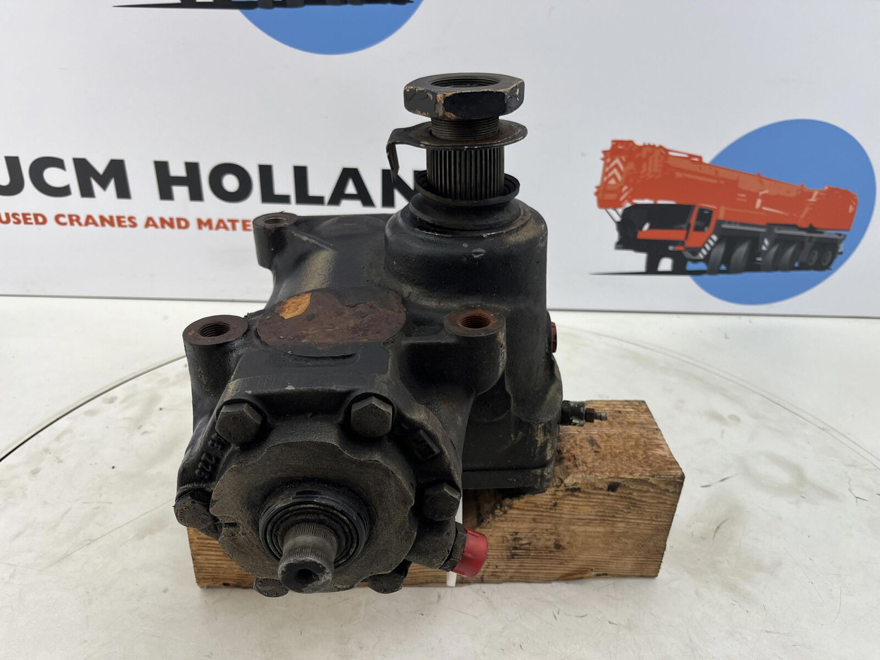 ZF ZF steering box - Styrehus for Mobilkran: billede 1 ZF ZF steering box - Styrehus for Mobilkran: billede 1