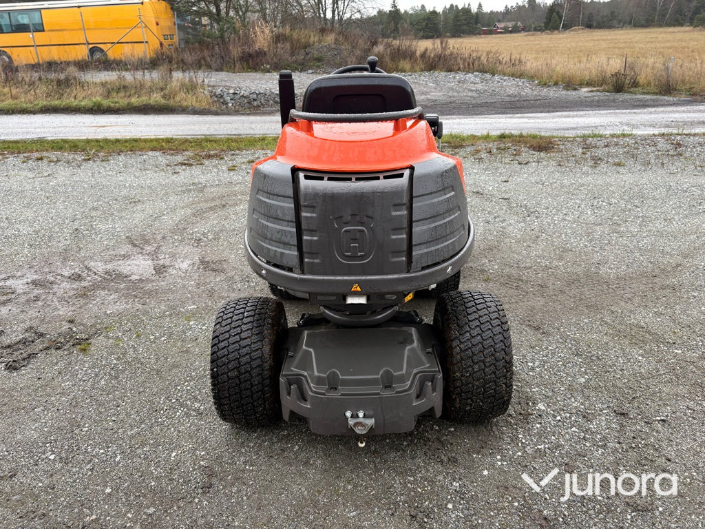 Åkgräsklippare - Husqvarna P 524 - Plæneklipper: billede 4 Åkgräsklippare - Husqvarna P 524 - Plæneklipper: billede 4