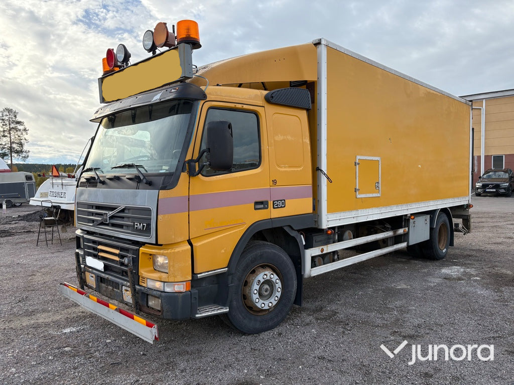Lastbil - Volvo FM7 4X2 - Lastbil varevogn: billede 1 Lastbil - Volvo FM7 4X2 - Lastbil varevogn: billede 1
