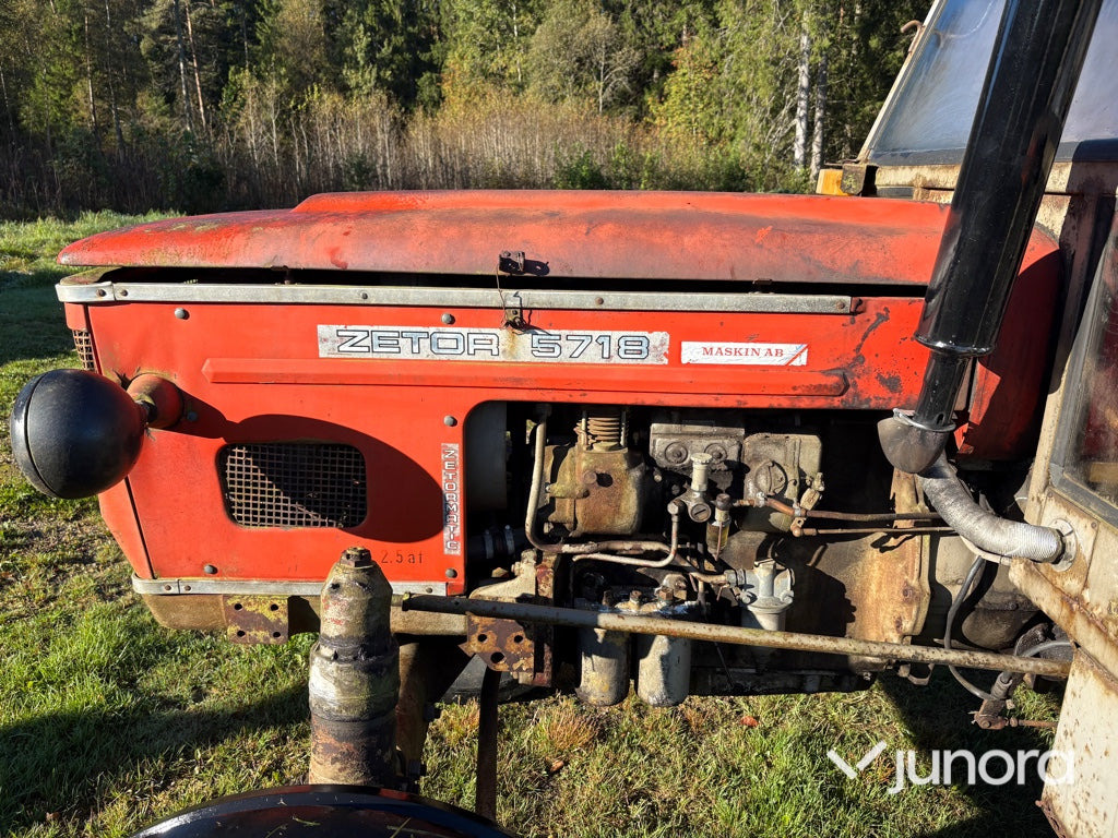 Zetor 5718 - Traktor: billede 4 Zetor 5718 - Traktor: billede 4