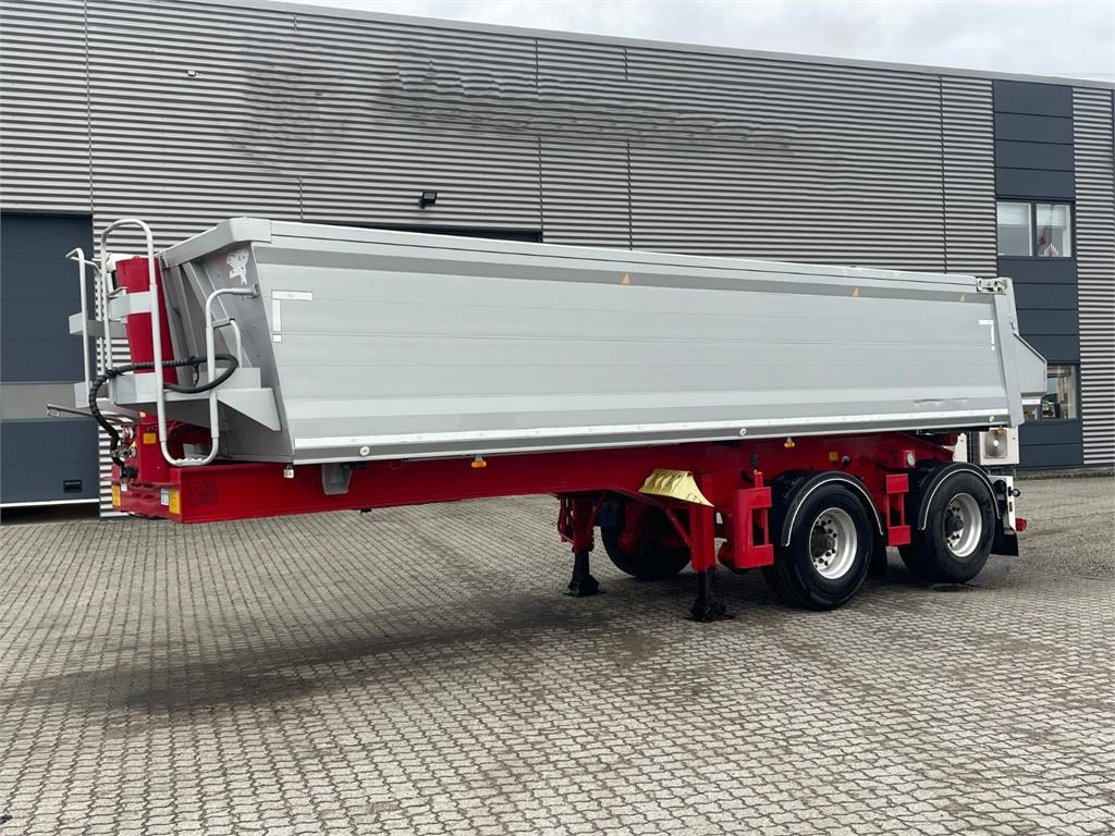 Benalu 2-aks 24m3 alu chassis - Tipvogn sættevogn: billede 4 Benalu 2-aks 24m3 alu chassis - Tipvogn sættevogn: billede 4