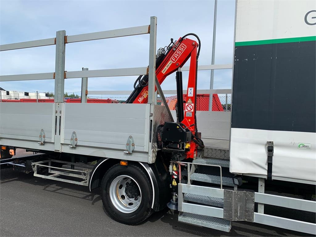 DAF LF210 4x2 FA - Lastbil med kran: billede 3 DAF LF210 4x2 FA - Lastbil med kran: billede 3