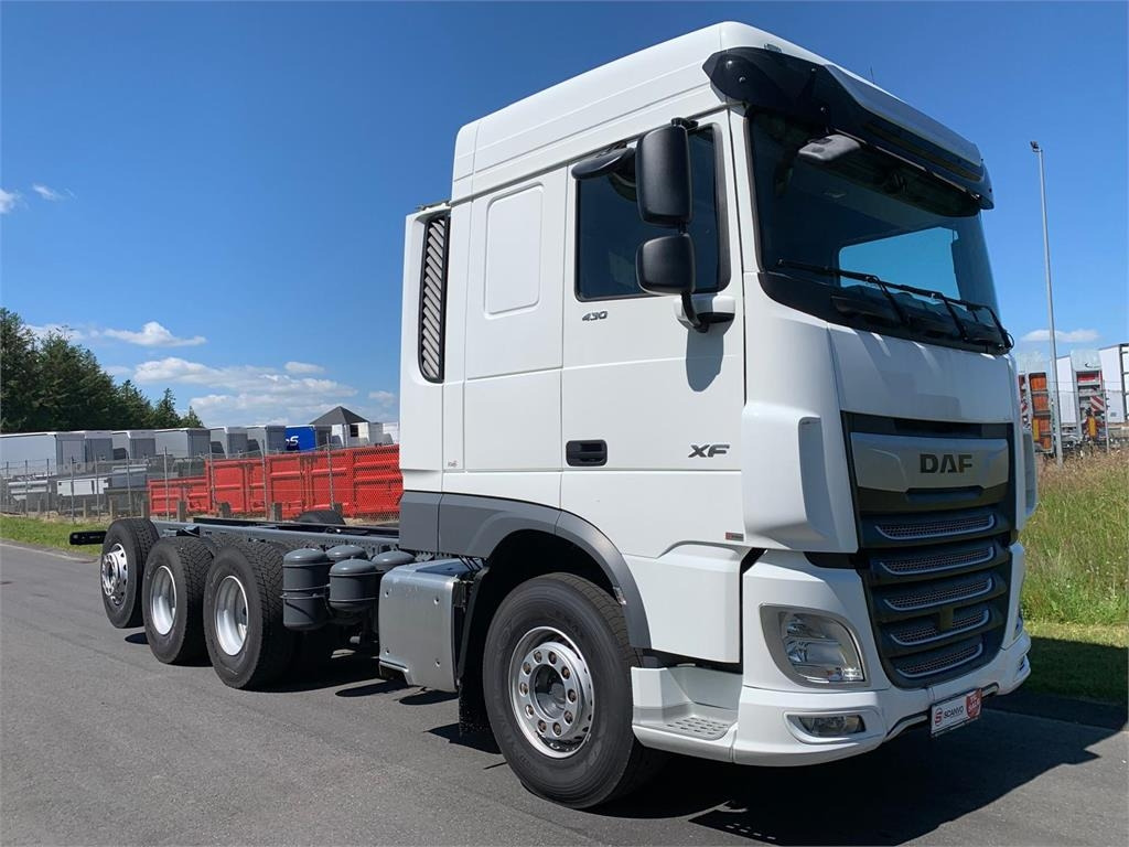 DAF XF 430 FAW 8x4*4 Tridem - Liftdumper lastbil: billede 1 DAF XF 430 FAW 8x4*4 Tridem - Liftdumper lastbil: billede 1