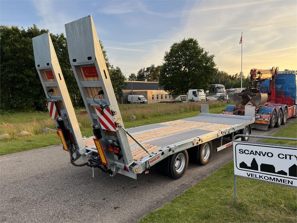 Hangler DTS-H 300 3 akslet hænger med ramper - Nedbygget platform påhængsvogn: billede 1 Hangler DTS-H 300 3 akslet hænger med ramper - Nedbygget platform påhængsvogn: billede 1