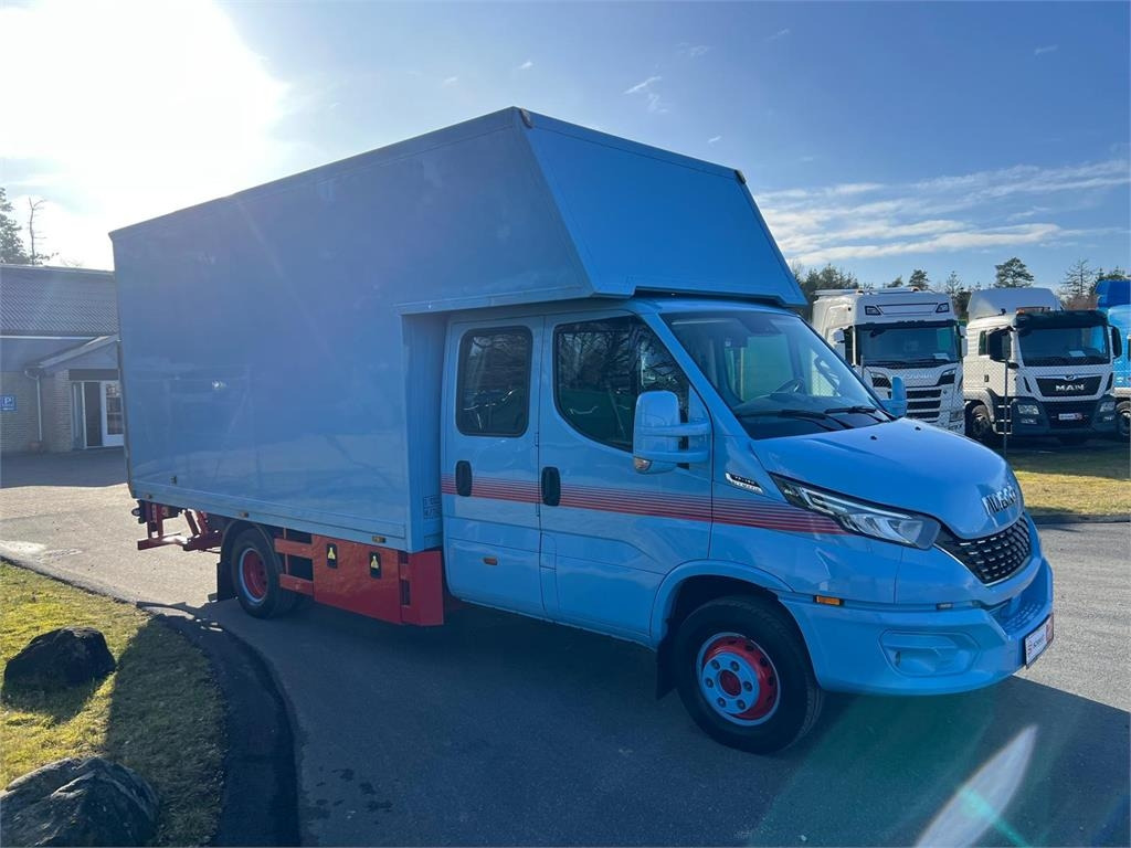 Iveco Daily 70C18 - dobbelt cab - Lastbil varevogn: billede 2 Iveco Daily 70C18 - dobbelt cab - Lastbil varevogn: billede 2