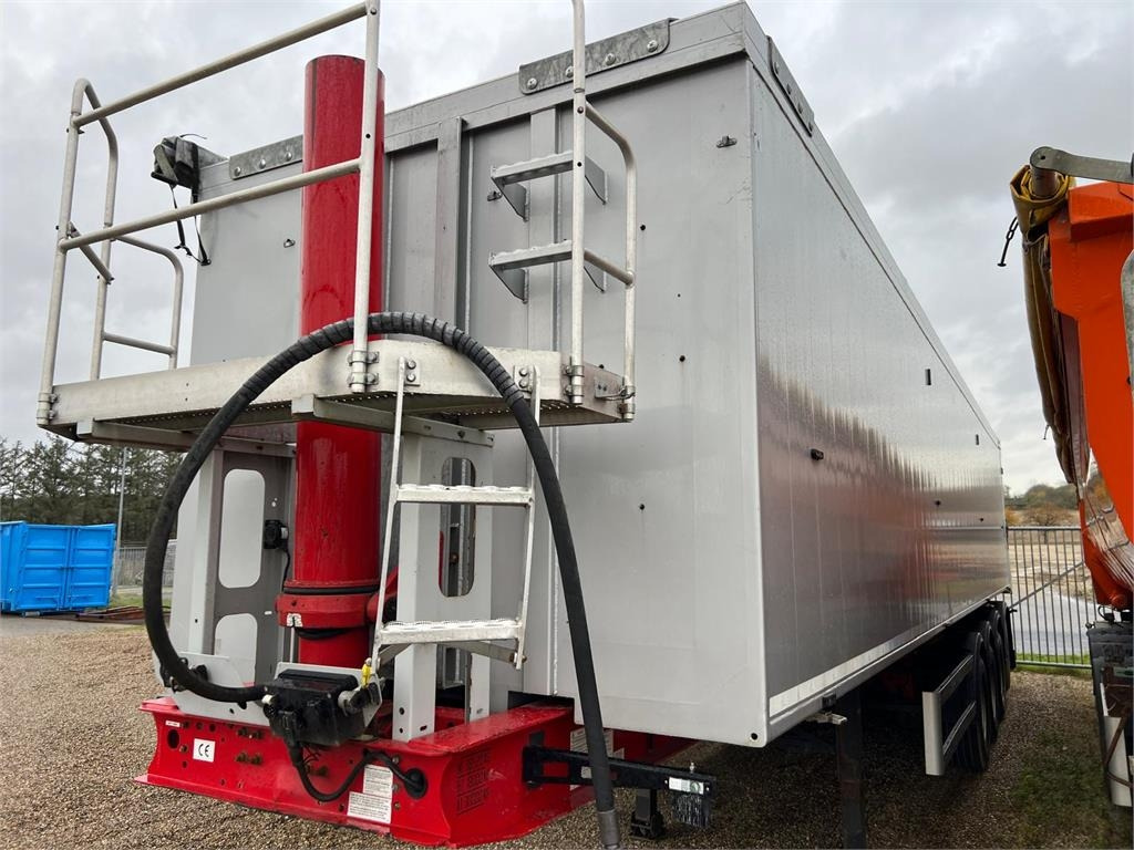 Langendorf SKA36 60m3 alu kasse med plastindlæg - Tipvogn sættevogn: billede 5 Langendorf SKA36 60m3 alu kasse med plastindlæg - Tipvogn sættevogn: billede 5