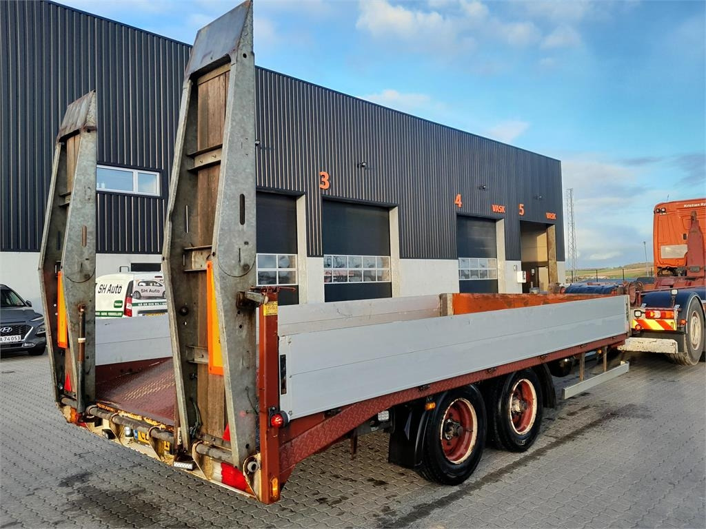 MTDK KC200 11,8 ton 5,2 mtr lad + ramper - Nedbygget platform påhængsvogn: billede 3 MTDK KC200 11,8 ton 5,2 mtr lad + ramper - Nedbygget platform påhængsvogn: billede 3
