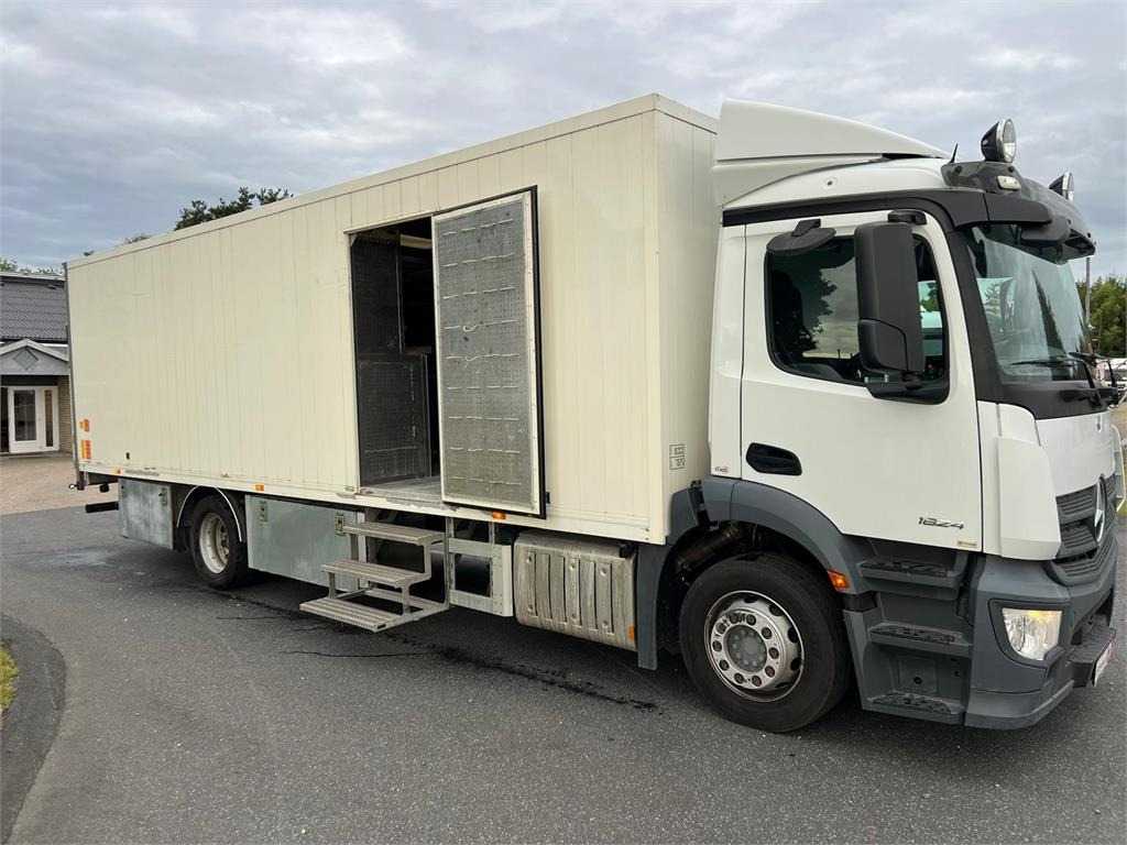 Mercedes-Benz Antos 1824 LnR - Lastbil varevogn: billede 1 Mercedes-Benz Antos 1824 LnR - Lastbil varevogn: billede 1