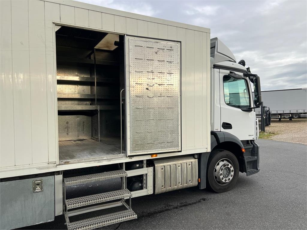 Mercedes-Benz Antos 1824 LnR - Lastbil varevogn: billede 4 Mercedes-Benz Antos 1824 LnR - Lastbil varevogn: billede 4