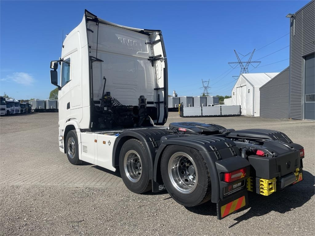 Scania S660 A 6x2 NB 2950 - Trækker: billede 3 Scania S660 A 6x2 NB 2950 - Trækker: billede 3