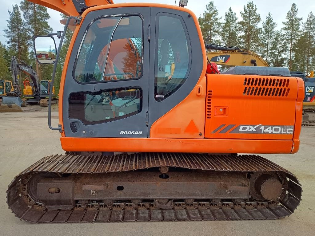 Doosan DX140LC KALLISTAJA+PYÖRITTÄJÄ - Bæltegravemaskine: billede 2 Doosan DX140LC KALLISTAJA+PYÖRITTÄJÄ - Bæltegravemaskine: billede 2